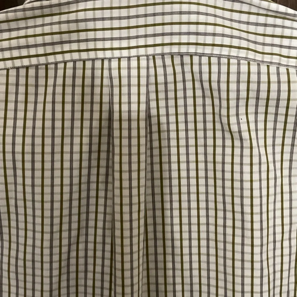 Banana Republic Men's Olive and White Checkered Shirt size small